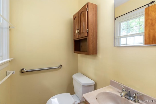 5441 Claridge Dr, Chesterfield, VA 23832 - half bath featuring toilet and vanity