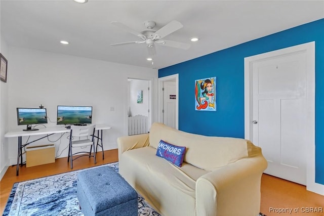 224 Oyster Creek Dr, White Stone, VA 22578 - living room featuring recessed lighting, ceiling fan, wood finished floors, and baseboards