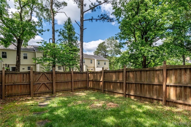 2615 Towngate Ct, Henrico, VA 23233 - view of yard