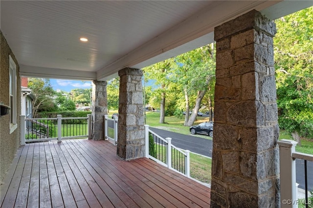 2920 Hawthorne Ave, Richmond, VA 23222 - view of wooden porch