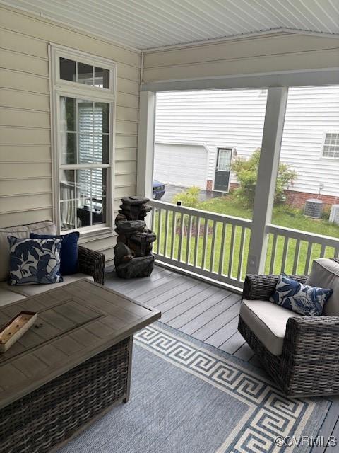 11292 Silverstone Dr, Mechanicsville, VA 23116 - view of wooden deck