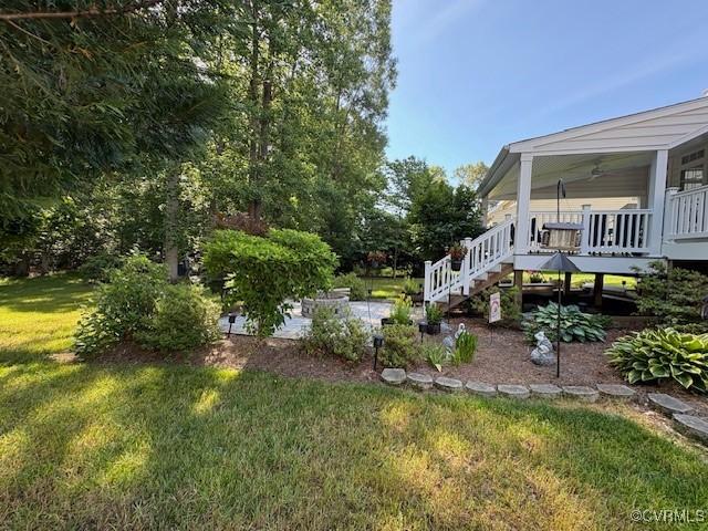 11292 Silverstone Dr, Mechanicsville, VA 23116 - view of green lawn with stairs