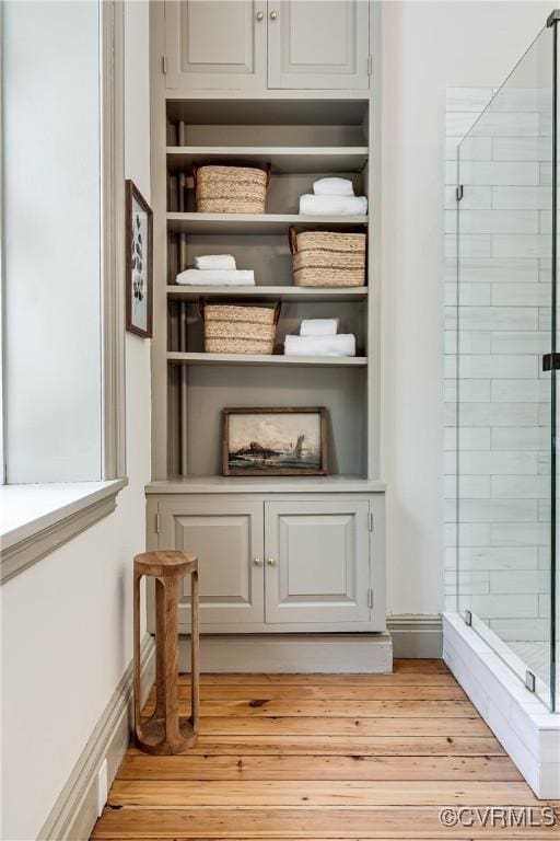 2311 E Broad St, Richmond, VA 23223 - detailed view of wood finished floors