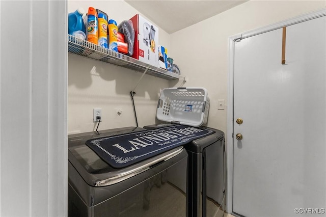 2808 Yellow Wing Ct, Henrico, VA 23231 - laundry area with washing machine and clothes dryer