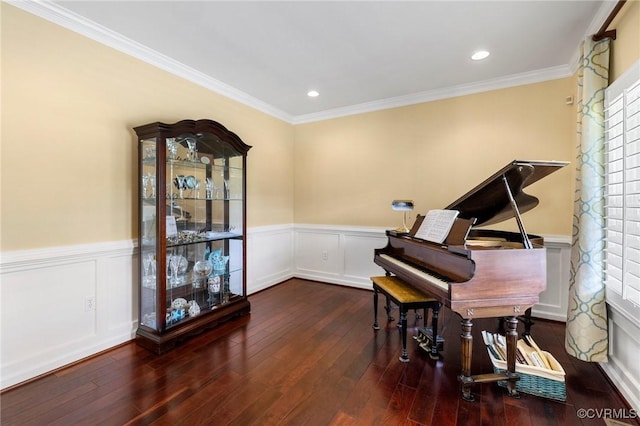 4030 Water Overlook Blvd, Midlothian, VA 23112 - sitting room featuring a wainscoted wall, wood finished floors, ornamental molding, and recessed lighting