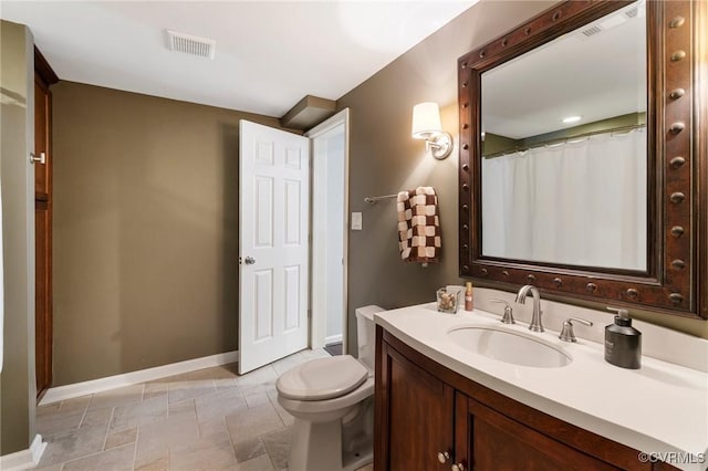 4030 Water Overlook Blvd, Midlothian, VA 23112 - full bathroom featuring baseboards, toilet, and vanity