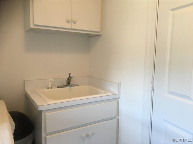 2401 Bell Tower Pl, Henrico, VA 23233 - bathroom with vanity and toilet