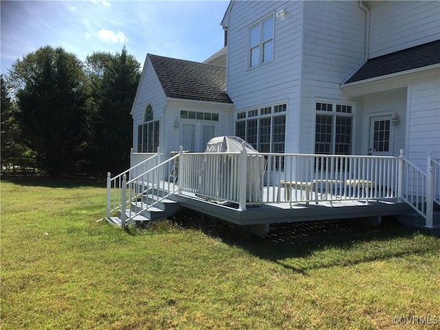 2401 Bell Tower Pl, Henrico, VA 23233 - rear view of property featuring roof with shingles, a wooden deck, and a yard