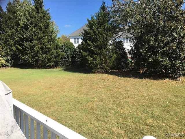 2401 Bell Tower Pl, Henrico, VA 23233 - view of grassy yard