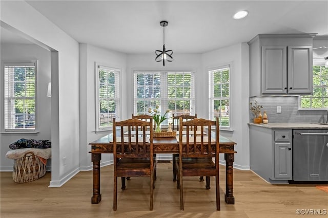 3724 Liberty Point Dr, Midlothian, VA 23112 - dining room featuring light wood-type flooring, baseboards, and recessed lighting