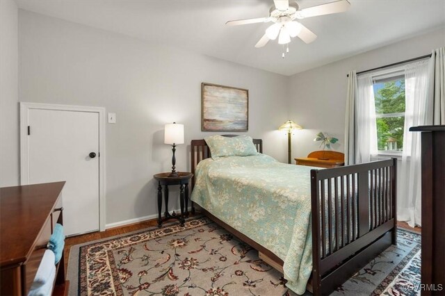1146 Wicker Dr, Colonial Heights, VA 23834 - bedroom featuring wood finished floors, baseboards, and a ceiling fan