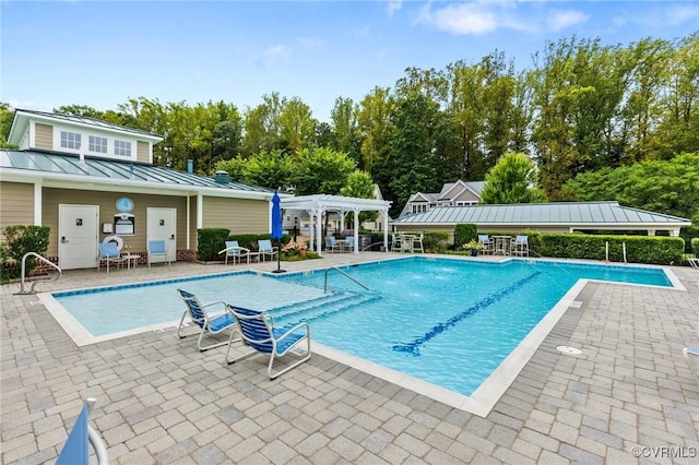 9477 Creek Summit Cir, Richmond, VA 23235 - community pool featuring a pergola, a patio, and view of wooded area