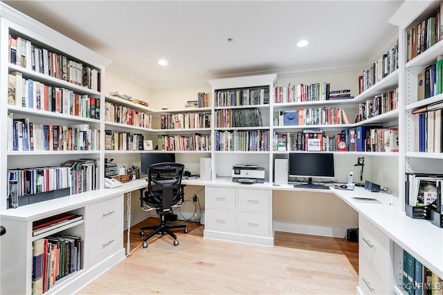 1350 Westwood Ave Unit 406, Richmond, VA 23227 - home office featuring crown molding, built in desk, bookshelves, light wood-style floors, and recessed lighting