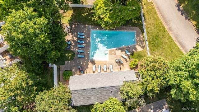 1417 Sycamore Mews Cir, Midlothian, VA 23113 - view from above of property with a pool area