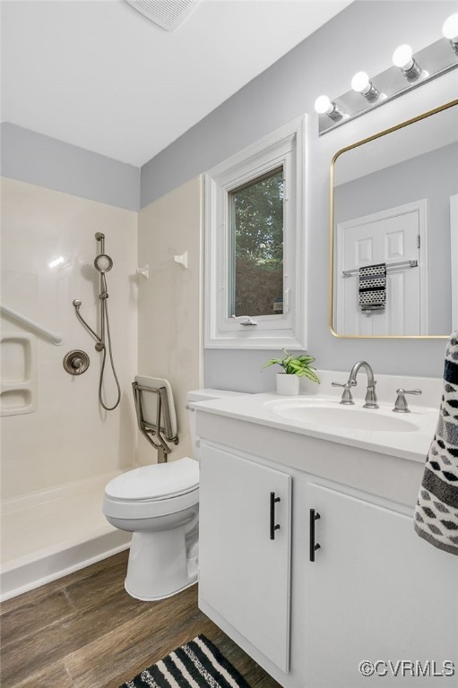 1417 Sycamore Mews Cir, Midlothian, VA 23113 - full bath featuring vanity, wood finished floors, and a shower