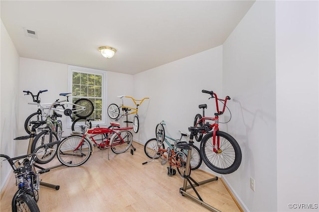160 Walnut Ridge Dr, Stafford, VA 22556 - workout room featuring wood finished floors and baseboards
