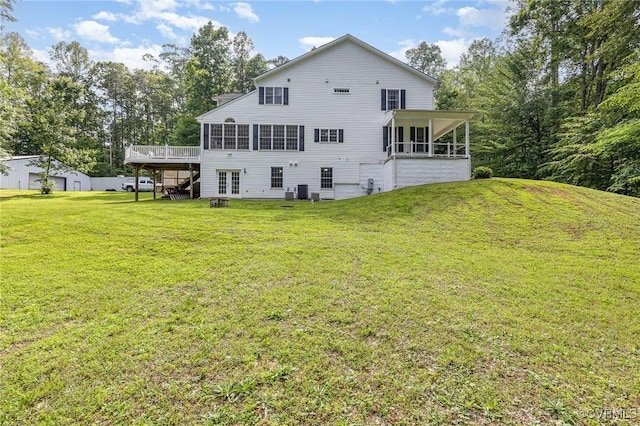 160 Walnut Ridge Dr, Stafford, VA 22556 - back of house featuring a sunroom, a yard, and a wooden deck