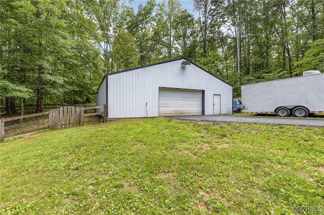 160 Walnut Ridge Dr, Stafford, VA 22556 - detached garage featuring asphalt driveway