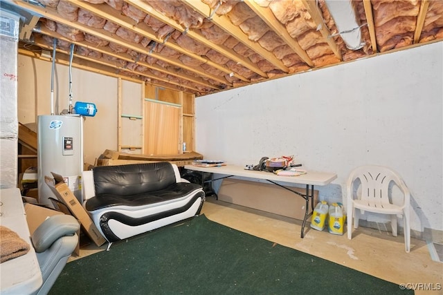 17 Brougham Rd, Fluvanna, VA 22963 - unfinished below grade area with water heater