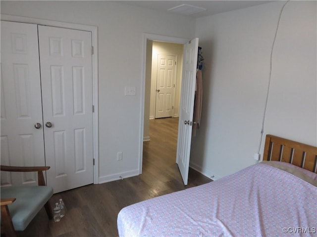 7617 Royal Crown Ct, Mechanicsville, VA 23116 - bedroom featuring wood finished floors, baseboards, and a closet