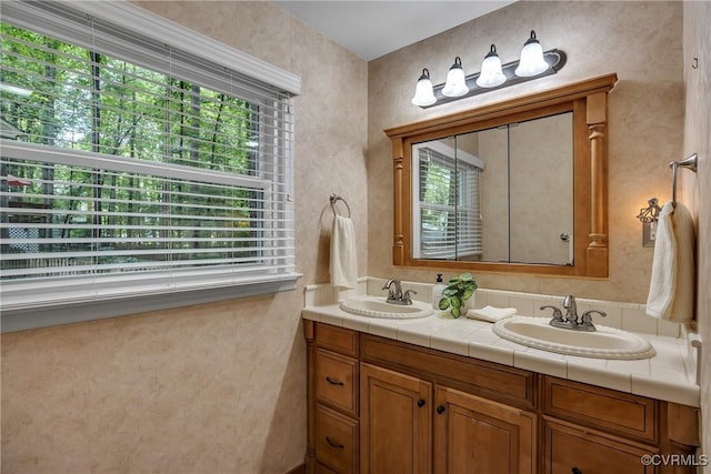 14702 Mill Spring Dr, Midlothian, VA 23112 - full bath with double vanity