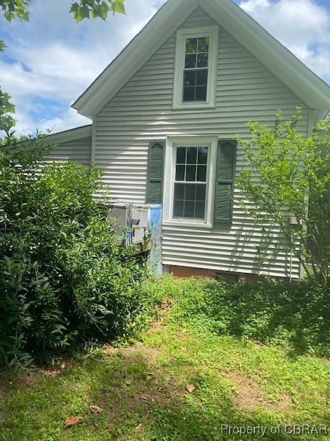 2784 Kings Creek Rd, Hayes, VA 23072 - view of side of property