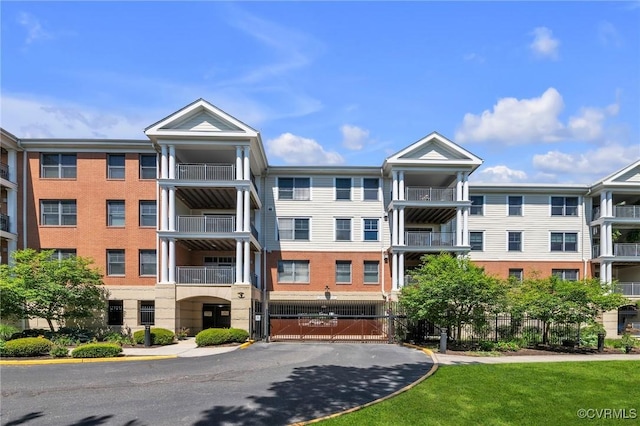 4250 Granby St Unit 105, Norfolk, VA 23504 - view of apartment building / complex