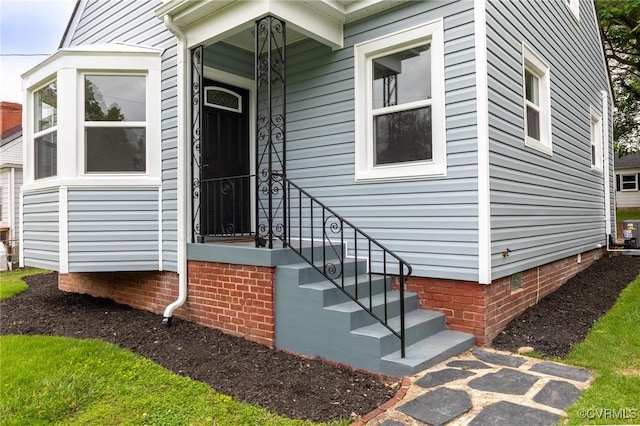 2214 Parkside Ave, Henrico, VA 23228 - entrance to property featuring crawl space