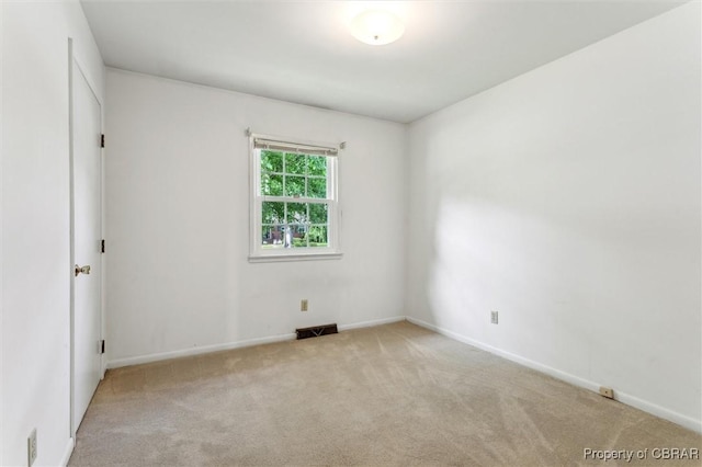 1 Beacon Cir, Hampton, VA 23664 - spare room featuring light carpet and baseboards