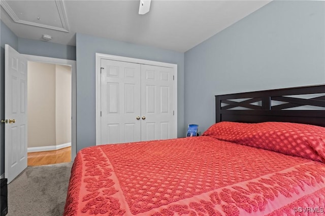 9085 Winter Spring Dr, Mechanicsville, VA 23116 - bedroom featuring a closet, wood finished floors, baseboards, and ceiling fan