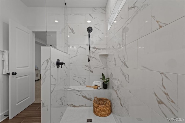 9074 Winter Spring Dr, Mechanicsville, VA 23116 - bathroom featuring a marble finish shower and wood tiled floors