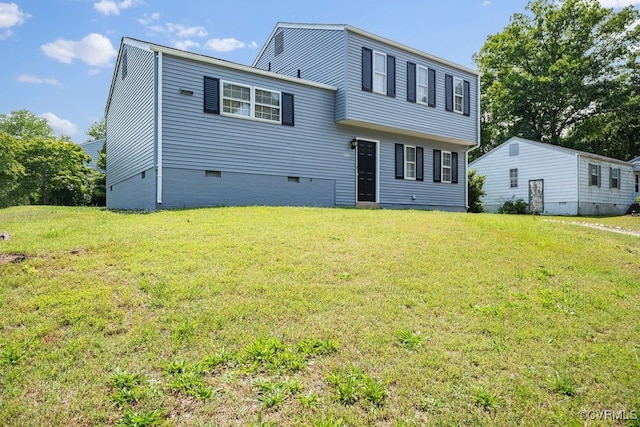9548 Bent Wood Ln, North Chesterfield, VA 23237 - view of front of house featuring crawl space and a front lawn