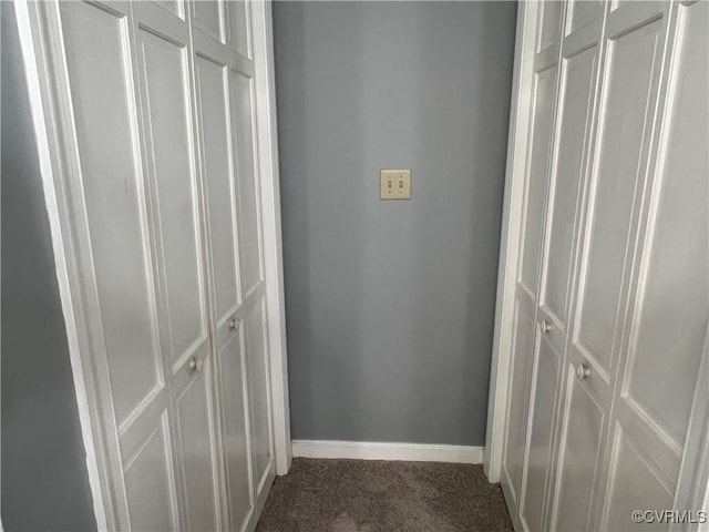 8172 Dunfee Ln, Mechanicsville, VA 23111 - hall with dark carpet and baseboards