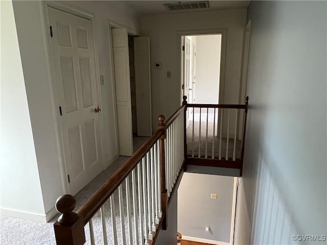 8172 Dunfee Ln, Mechanicsville, VA 23111 - hall featuring an upstairs landing