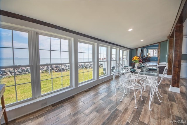 154 Riverside Dr, Deltaville, VA 23043 - sunroom with vaulted ceiling, wood finished floors, recessed lighting, a water view, and baseboards