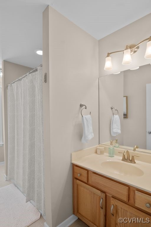 14825 Windjammer Dr, Midlothian, VA 23112 - bathroom featuring vanity