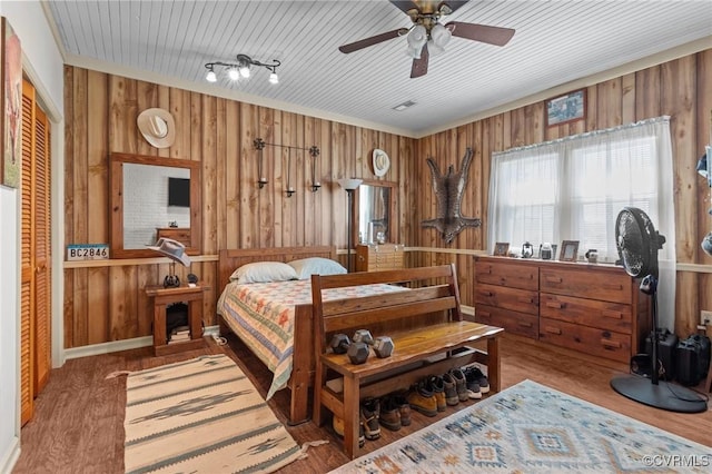 725 Transco Rd, Scottsville, VA 24590 - bedroom featuring wooden walls