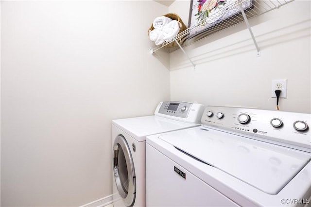 14000 Shady Pointe Ct, Midlothian, VA 23112 - washroom featuring separate washer and dryer