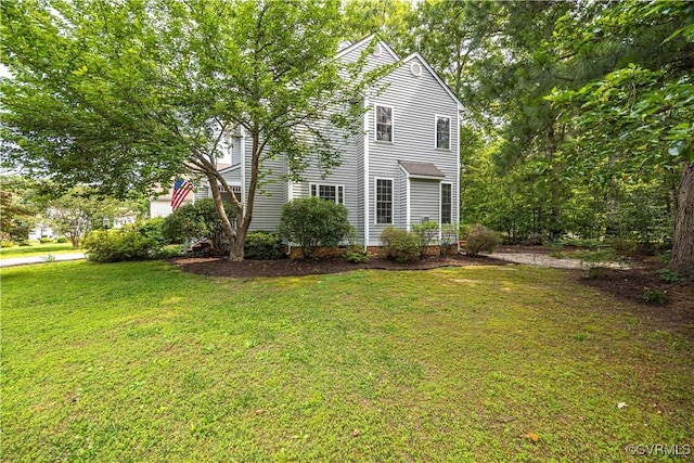 14000 Shady Pointe Ct, Midlothian, VA 23112 - view of front facade with a front yard