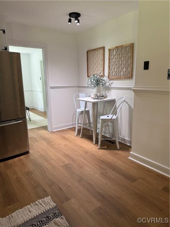 5055 Edgemere Blvd, North Chesterfield, VA 23234 - dining area featuring wood finished floors and baseboards