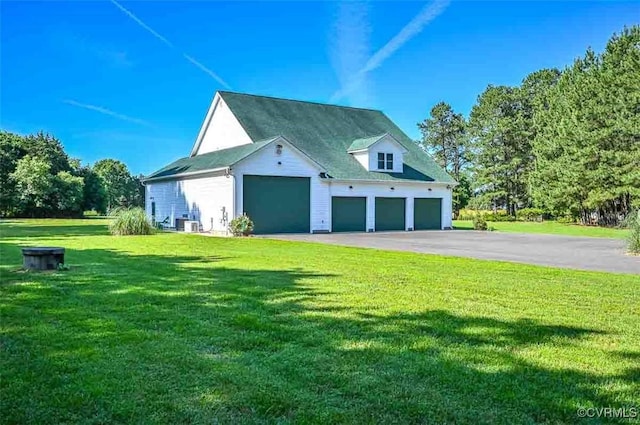1037 Berryhill Rd, Henrico, VA 23231 - view of side of home with a yard