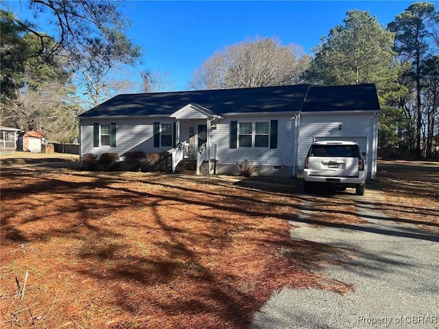 6291 Bolling Brook Ln, Gloucester, VA 23061 - single story home featuring an attached garage and crawl space