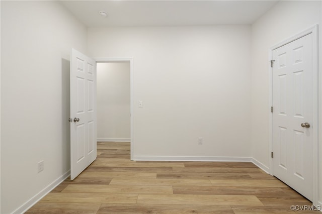 11800 Shady Ln, Chesterfield, VA 23831 - unfurnished room featuring light wood finished floors, a smoke detector, and baseboards