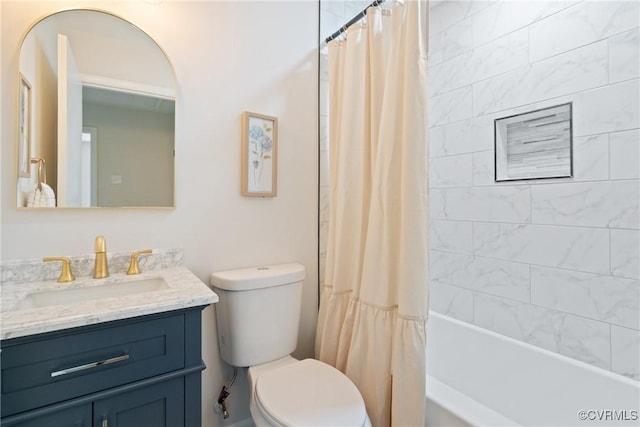 713 Chapman St, Ashland, VA 23005 - full bathroom with toilet, vanity, and shower / bath combo with shower curtain