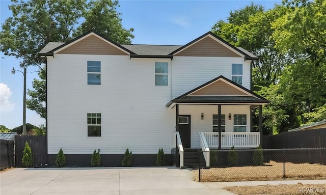 1114 Hinton St, Petersburg, VA 23803 - view of front facade with a porch