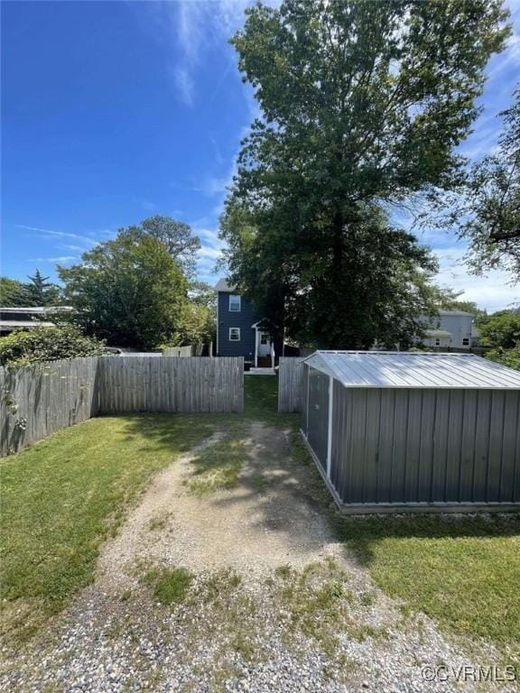 1710 N 29th St, Richmond, VA 23223 - view of yard featuring an outdoor structure