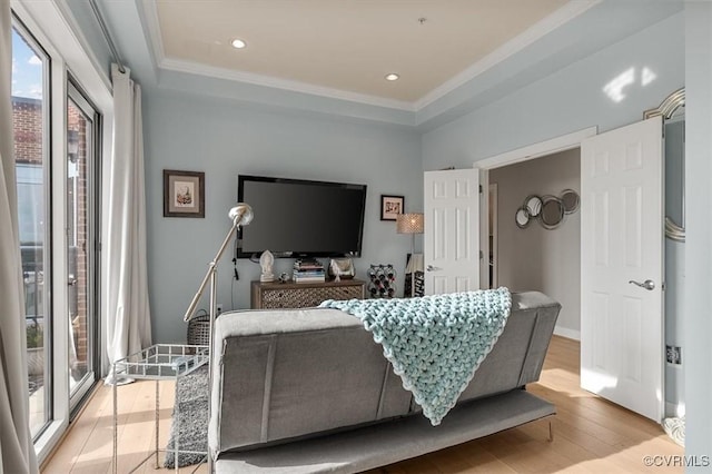 4820 Old Main St Unit 604, Henrico, VA 23231 - living area with light wood-style floors, ornamental molding, a raised ceiling, and recessed lighting