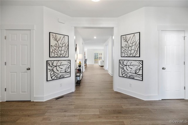 11183 Pinewild Dr, Providence Forge, VA 23140 - hallway featuring wood finished floors and baseboards