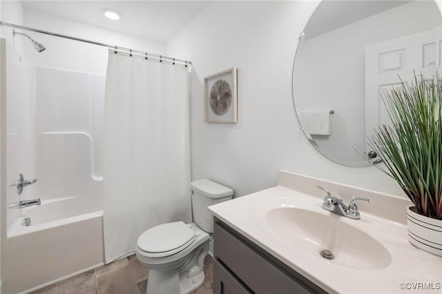 11183 Pinewild Dr, Providence Forge, VA 23140 - bathroom with vanity, toilet, and shower / tub combo with curtain
