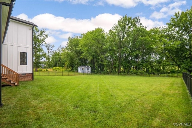 333 Pond View Ln, Goochland, VA 23103 - fenced backyard featuring a storage unit